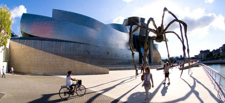 MAMAN LOUISE BOURGEOIS BILBAO