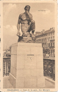 Charleroi-mineur-accroupi