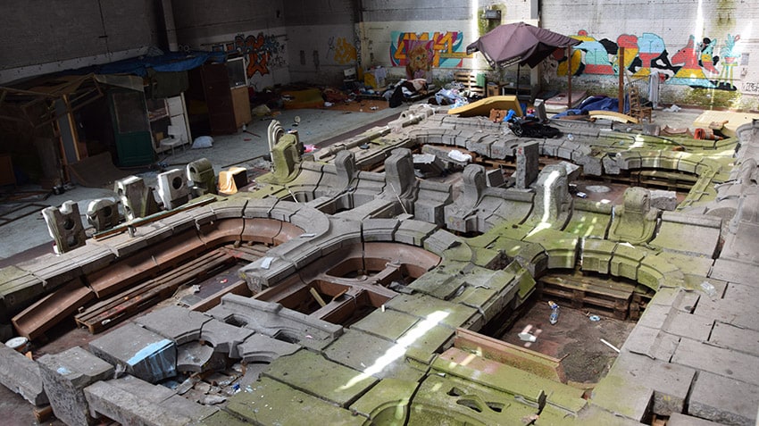 AUBECQ FACADES A PLAT